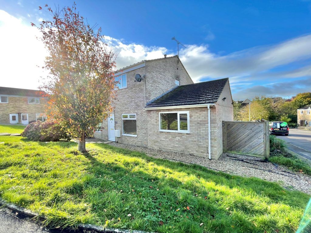 3 bed end terrace house for sale in Abbots Way, Yeovil, Somerset BA21