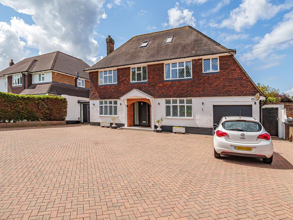 6 bed detached house for sale in Sandy Lane, Cheam, Sutton SM2, £2,000,000 Zoopla