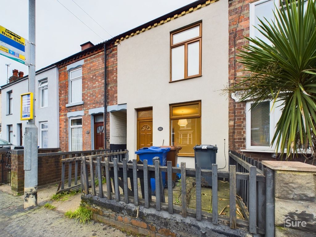 2 bed semidetached house to rent in Shobnall Street, BurtonOnTrent