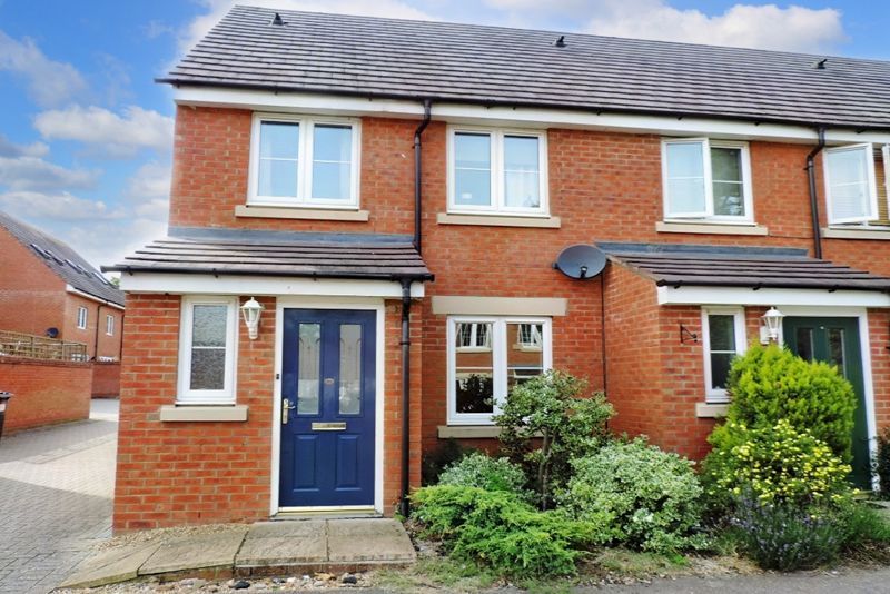 3 bed end terrace house to rent in Wood End Close, Sharnbrook, Bedford