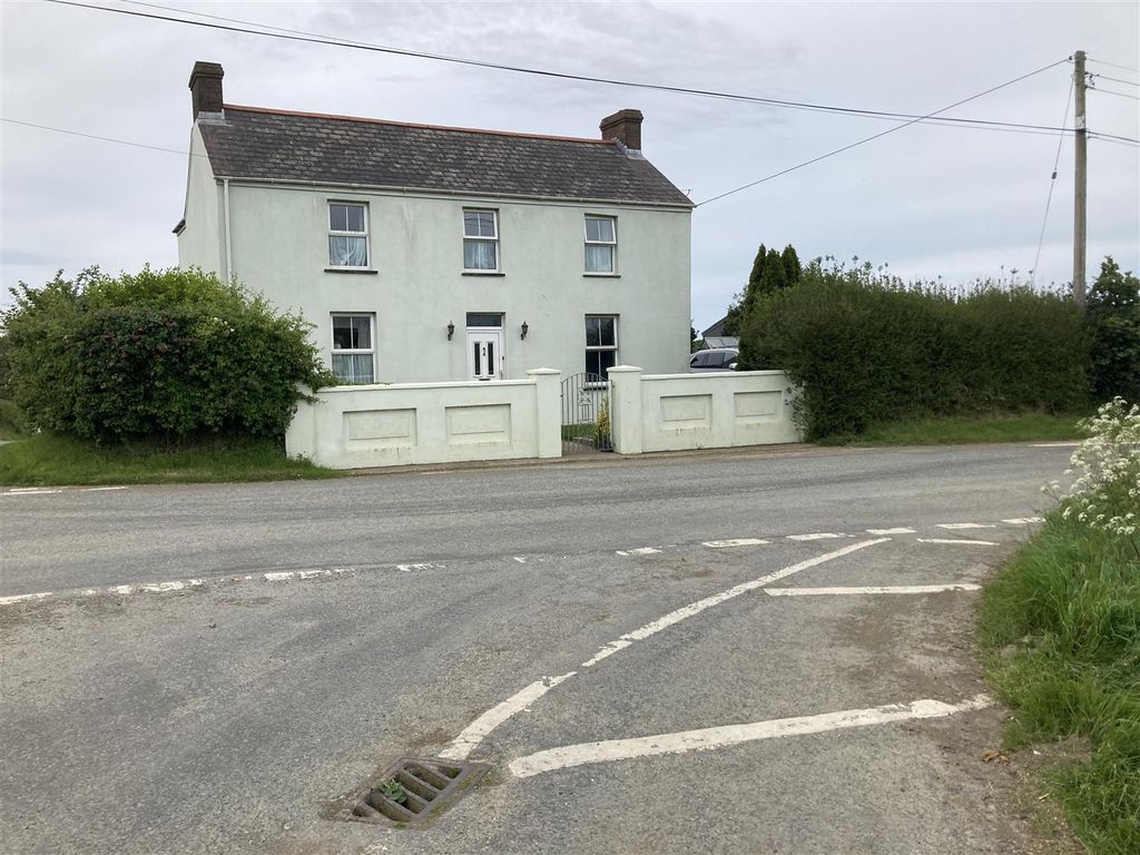 3 bed detached house for sale in Spittal, Haverfordwest SA62, £300,000