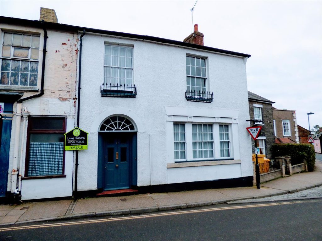 Blyburgate Beccles NR34  