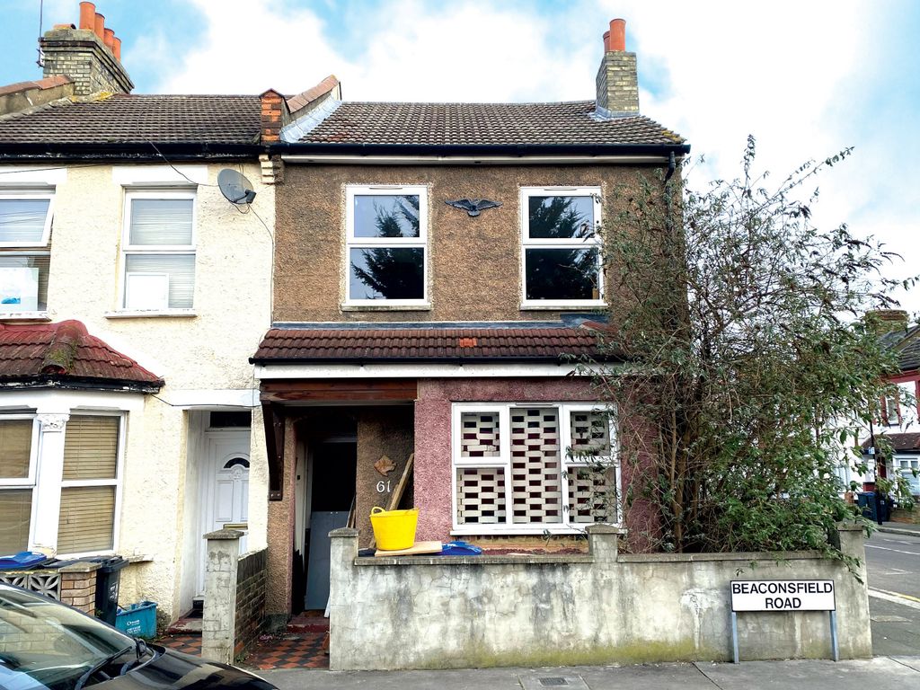 3 bed end terrace house for sale in Beaconsfield Road, Croydon CR0, £