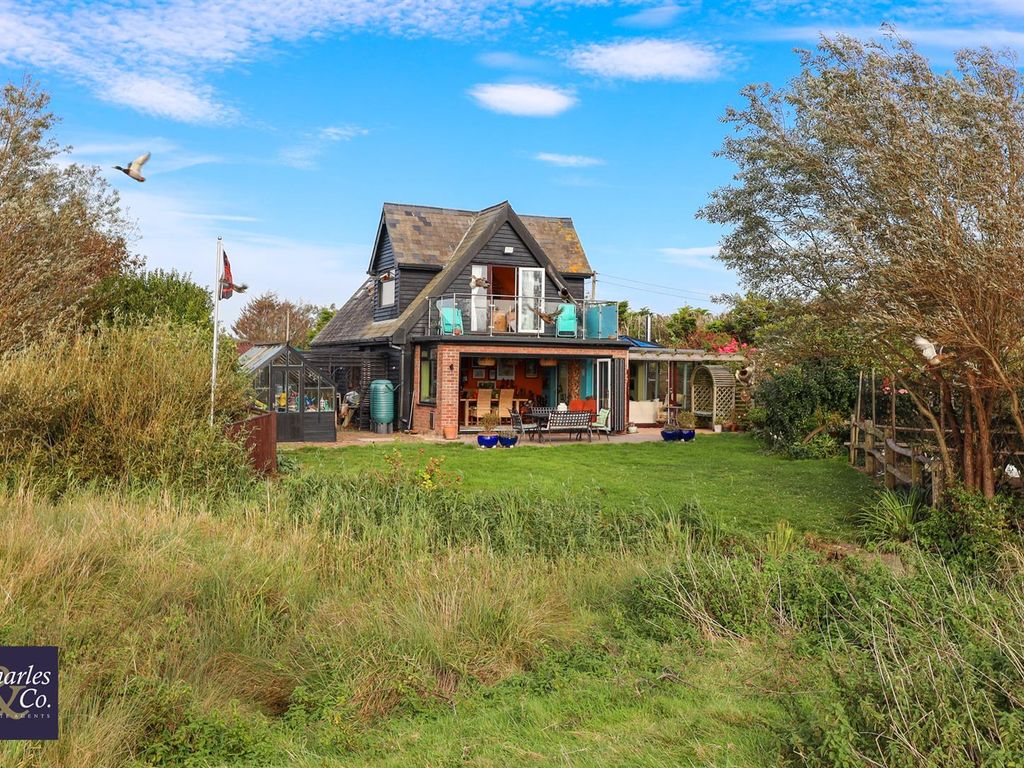 3 bed detached house for sale in Victoria Way, Winchelsea Beach