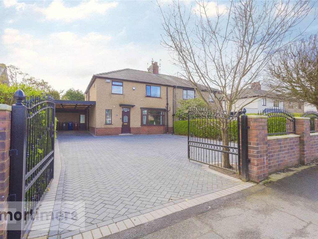 4 bed semidetached house for sale in Preston Old Road, Blackburn