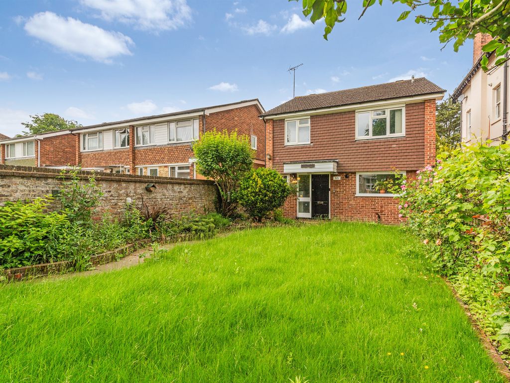 4 bed detached house for sale in Harewood Road, South Croydon CR2, £