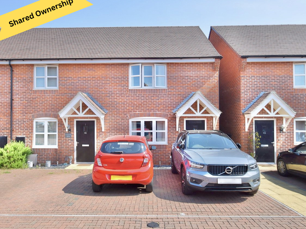 3 bed end terrace house for sale in Gloucester, Gloucestershire GL1