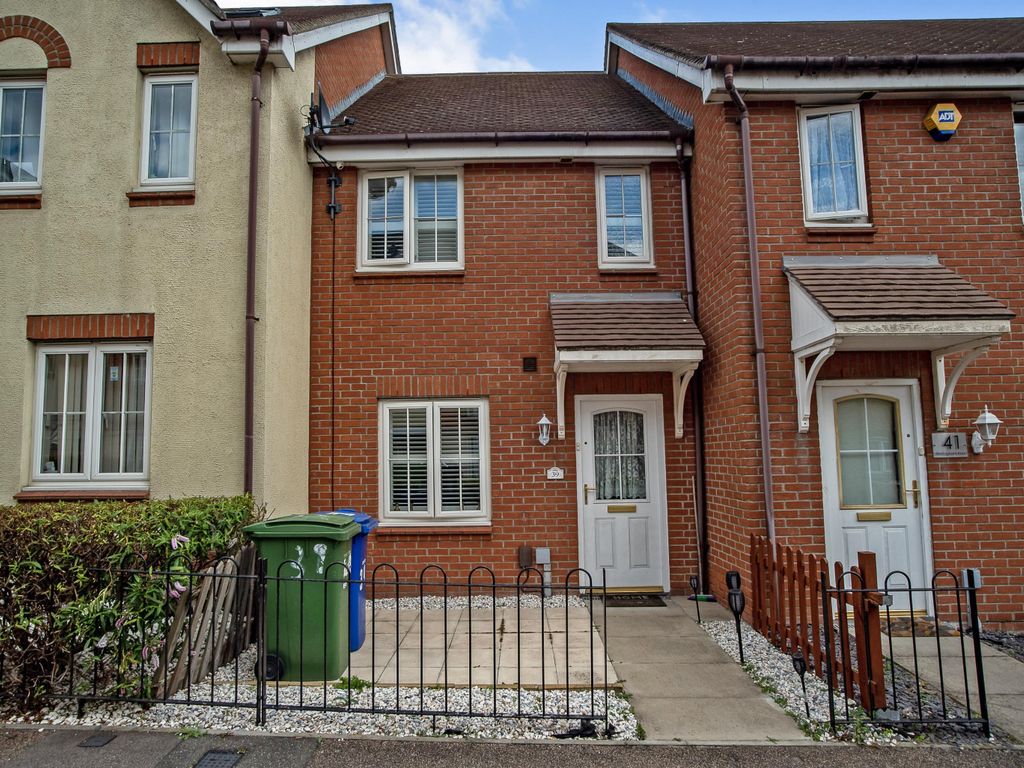 2 bed terraced house for sale in Hedingham Road, Chafford Hundred