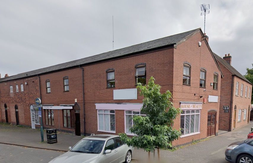 Retail premises to let in Station Street, Atherstone CV9, £8,000 pa