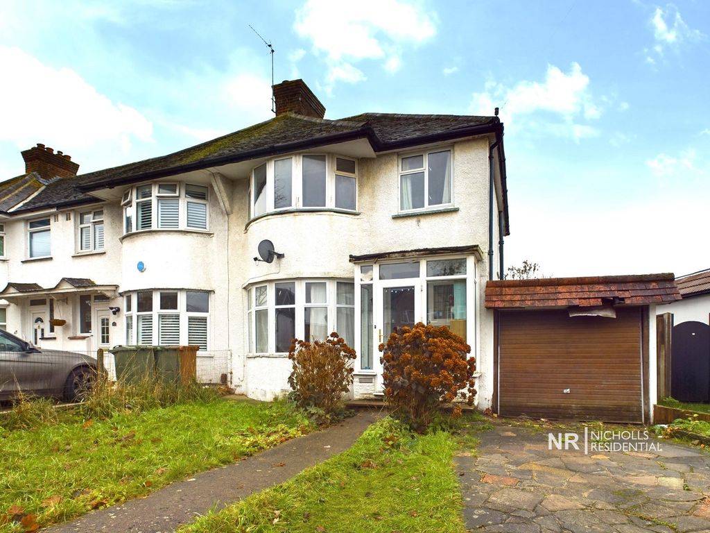 3 bed end terrace house for sale in Kew Crescent, North Cheam, Surrey