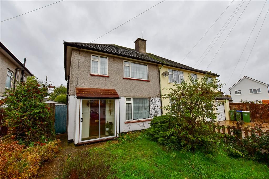 3 bed semidetached house for sale in Elmstead Road, Erith, Kent DA8, £