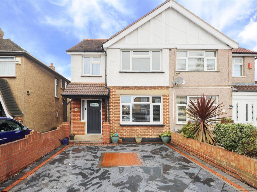 4 bed semidetached house for sale in Mildred Avenue, Hayes UB3, £585,000 Zoopla