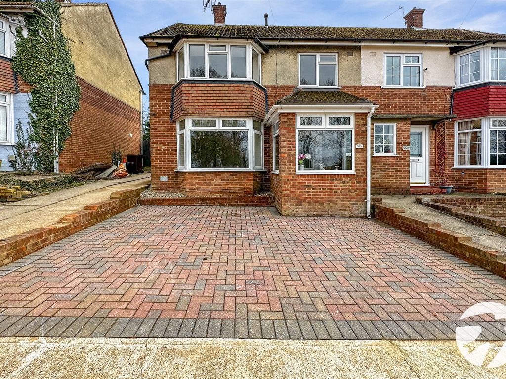 3 bed semidetached house for sale in Carnation Road, Rochester, Kent