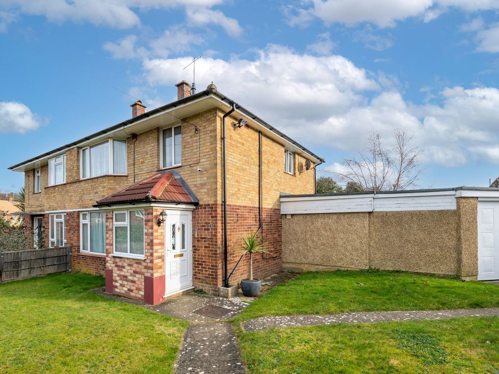 3 bed semidetached house for sale in New Causeway, Reigate RH2, £