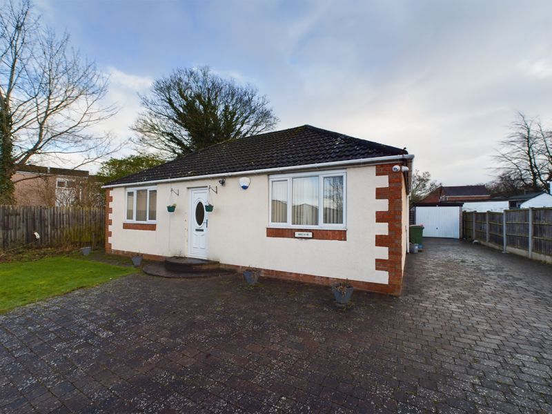 3 bed detached bungalow for sale in Park Lane, Madeley, Telford