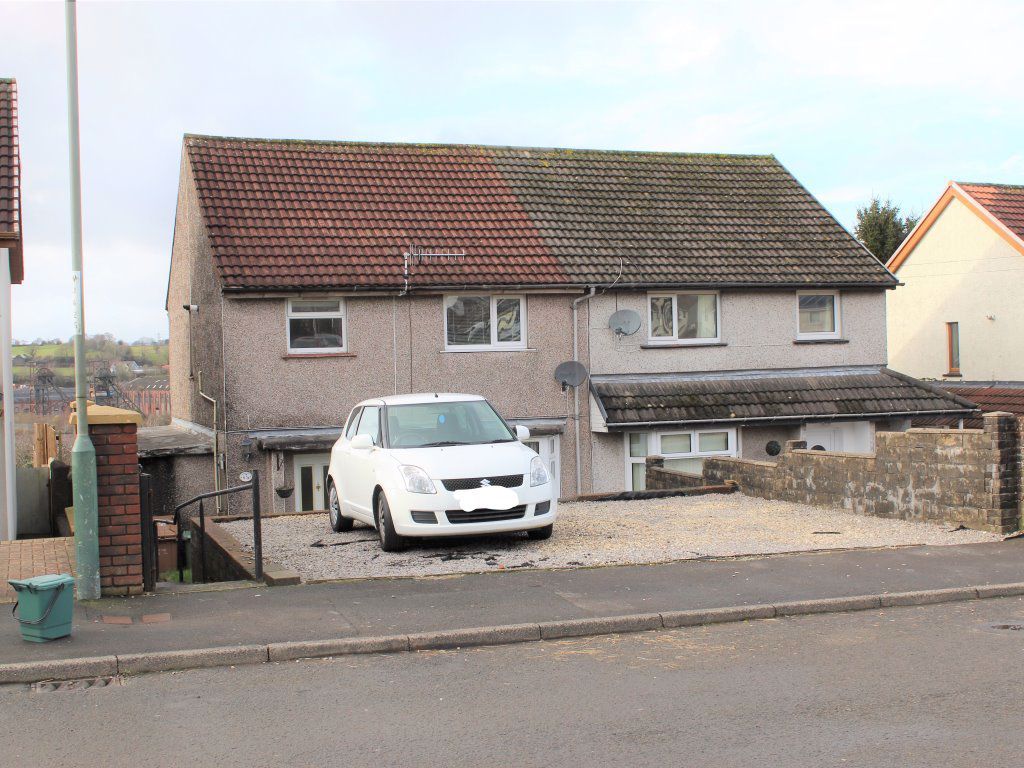 3 bed property to rent in 87 Lansbury Avenue, Cefn Hengoed, Hengoed