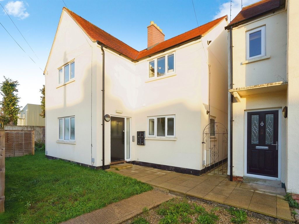 1 bed for sale in Bridge Road, Cirencester GL7, £140,000