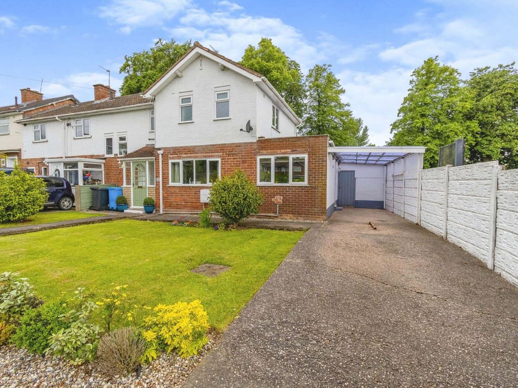 3 bed semidetached house for sale in Orchard Lane, Wolverhampton WV8