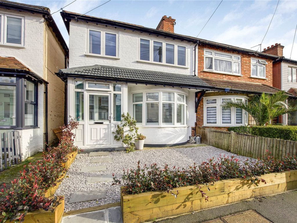 3 bed semidetached house for sale in Elm Road, New Malden KT3 Zoopla