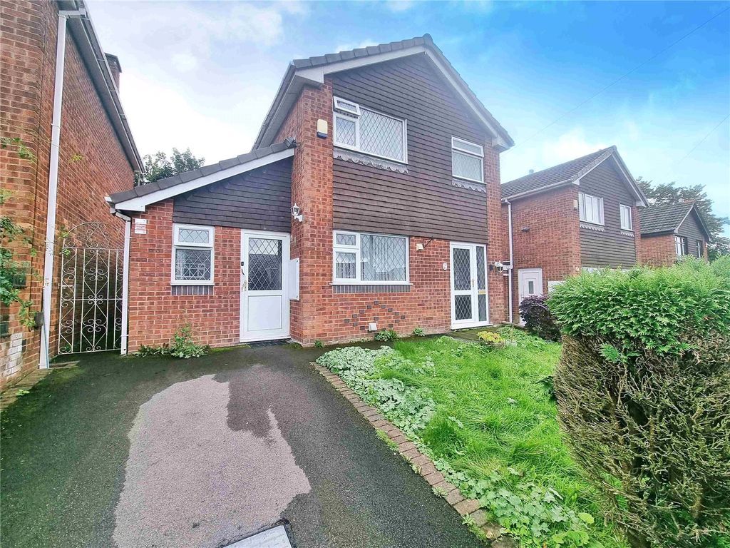 3 bed detached house for sale in Ferndown Close, Lightwood, Stoke On