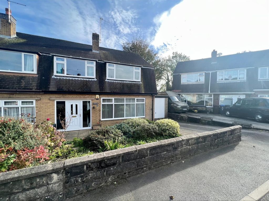 3 bed semidetached house for sale in Birch Grove, Forsbrook, StokeOn