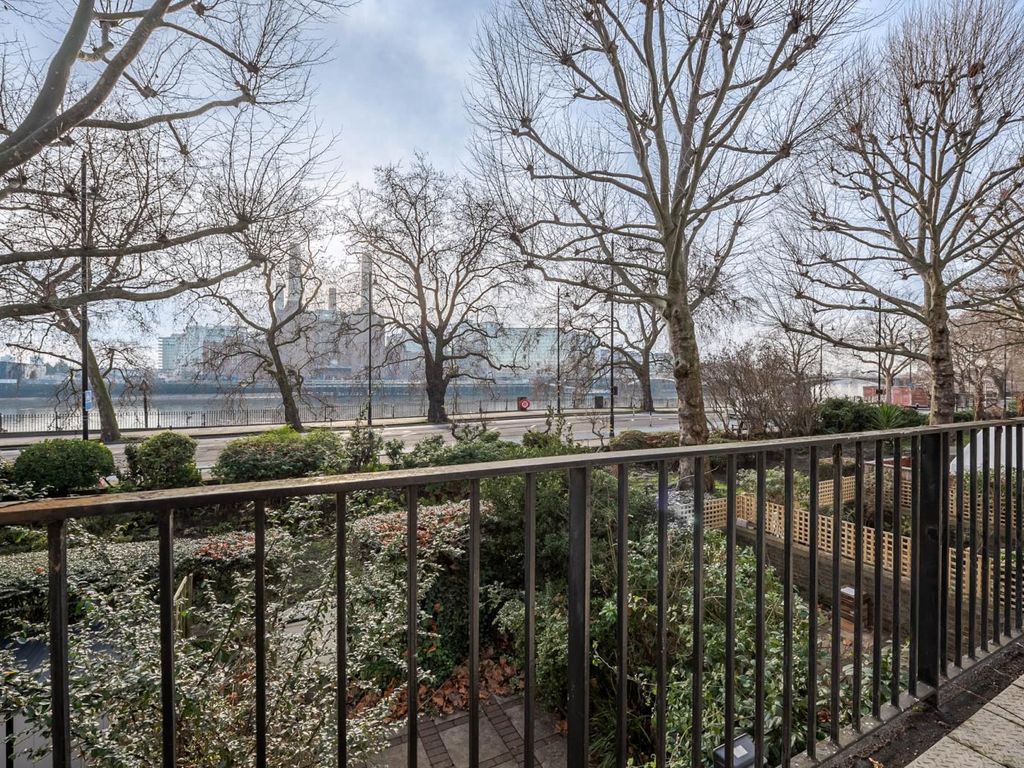 Telford Terrace, London SW1V  