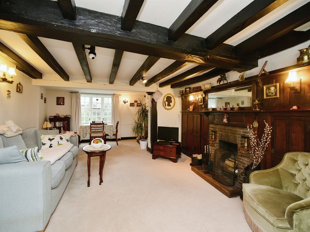 3 bed end terrace house for sale in High Street, Rottingdean, Brighton