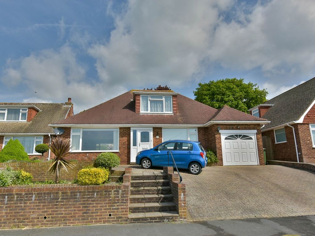 3 bed detached bungalow for sale in Cowdray Park Road, BexhillOnSea