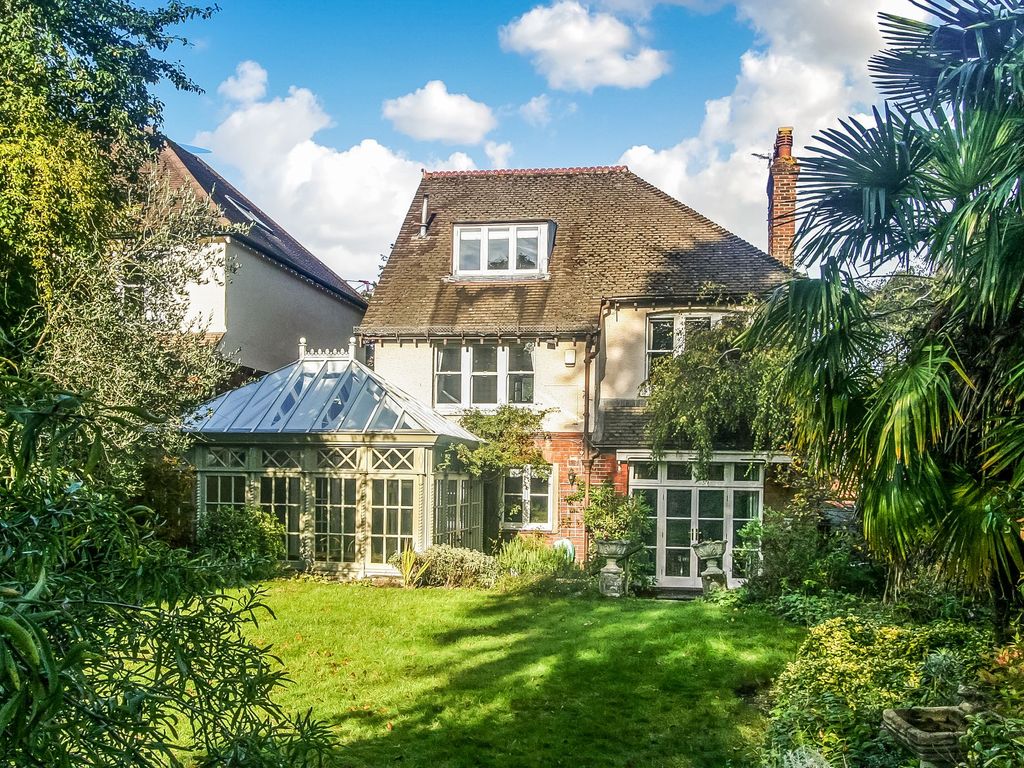 5 bed detached house for sale in Purley Knoll, Purley CR8, £1,000,000