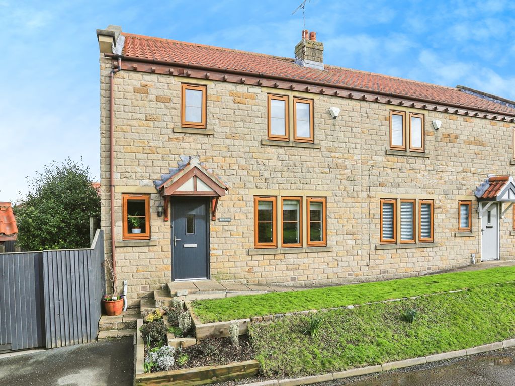 3 bed semidetached house for sale in Main Street, Scotton