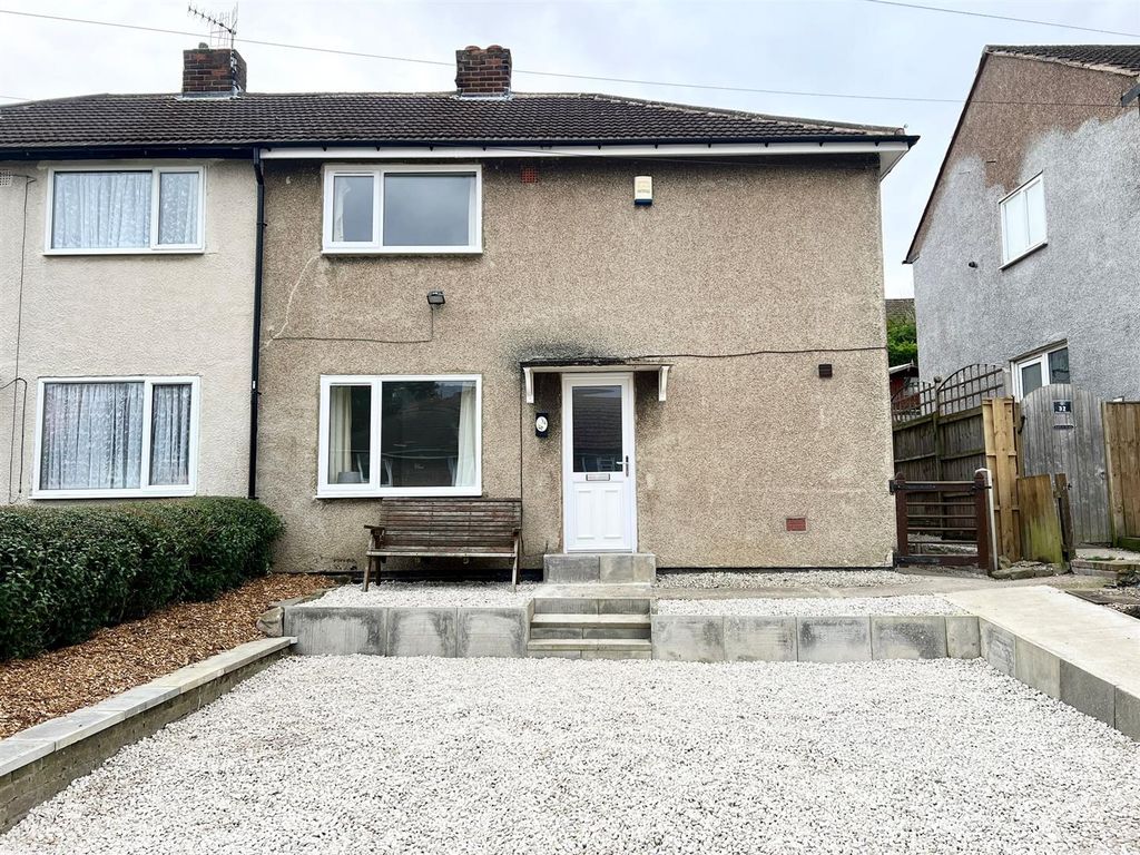 3 bed semidetached house to rent in Houldsworth Crescent, Bolsover