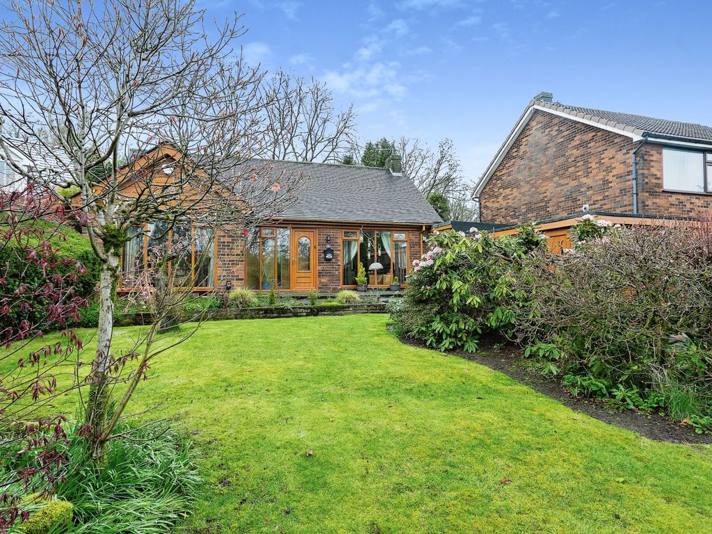 2 bed detached house for sale in Thorncliffe Park, Royton, Oldham OL2