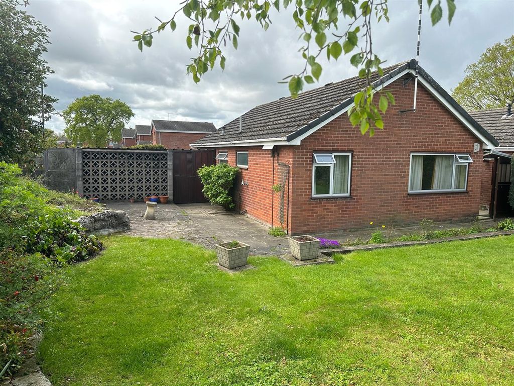 2 bed detached bungalow for sale in Joseph Creighton Close, Binley