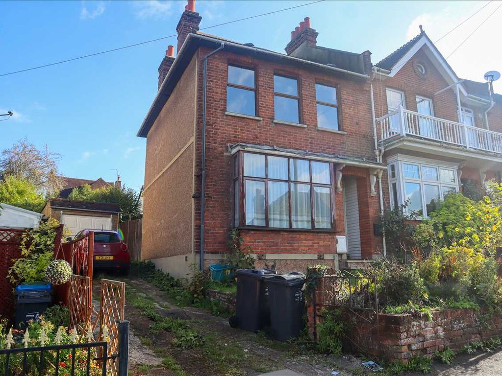 3 bed end terrace house for sale in Fairdene Road, Coulsdon CR5 Zoopla