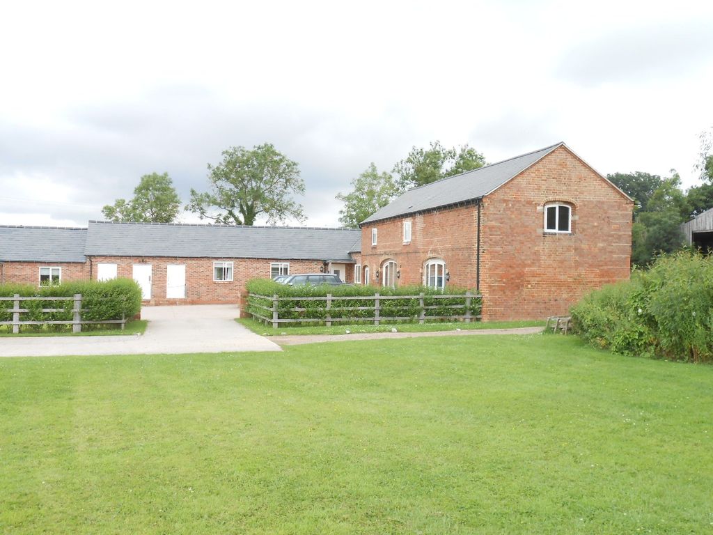 3 bed barn conversion to rent in Kilby Road, Wistow, Leicester LE8 Zoopla