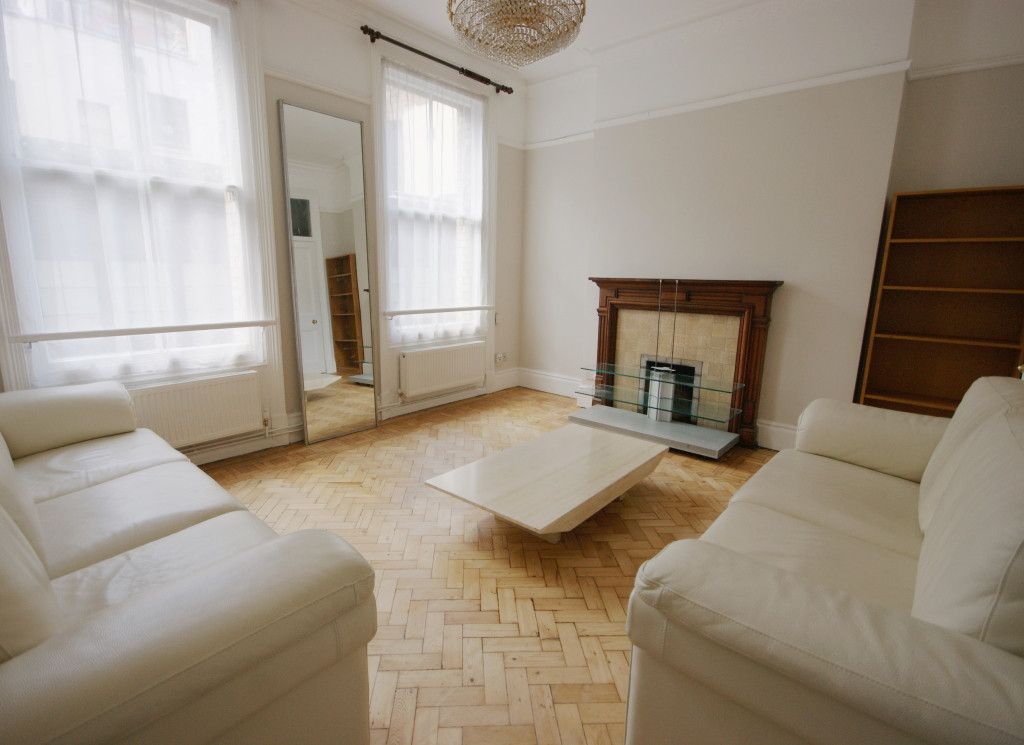 4 bed flat to rent in Great Russell Street, Holborn WC1B, £4,767 pcm Zoopla