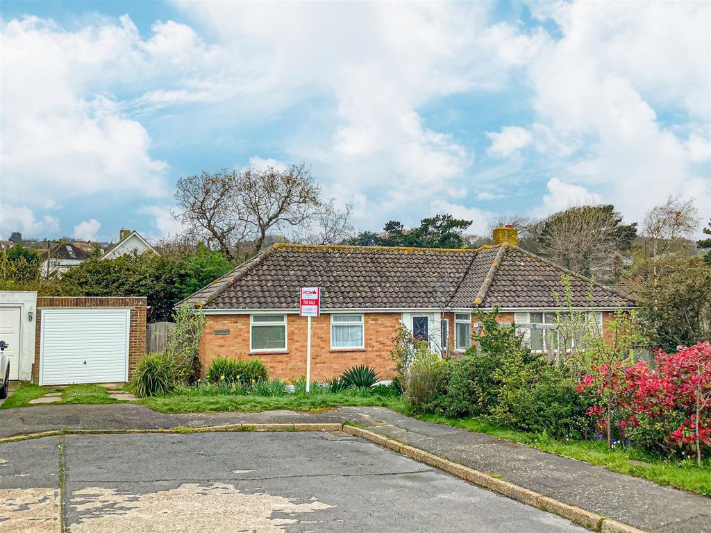 2 bed detached bungalow for sale in Blackthorn Way, Fairlight, Hastings
