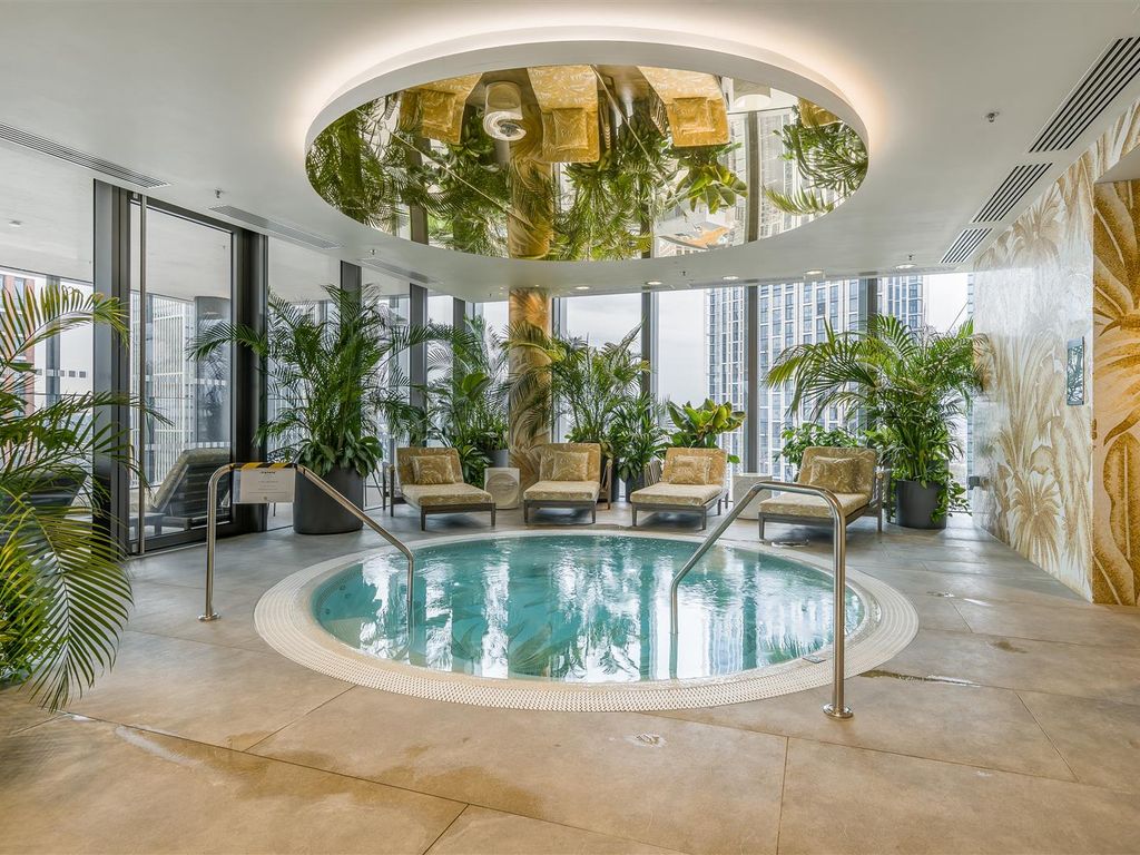 1 bed flat to rent in Damac Tower, Vauxhall, London SW8 Zoopla