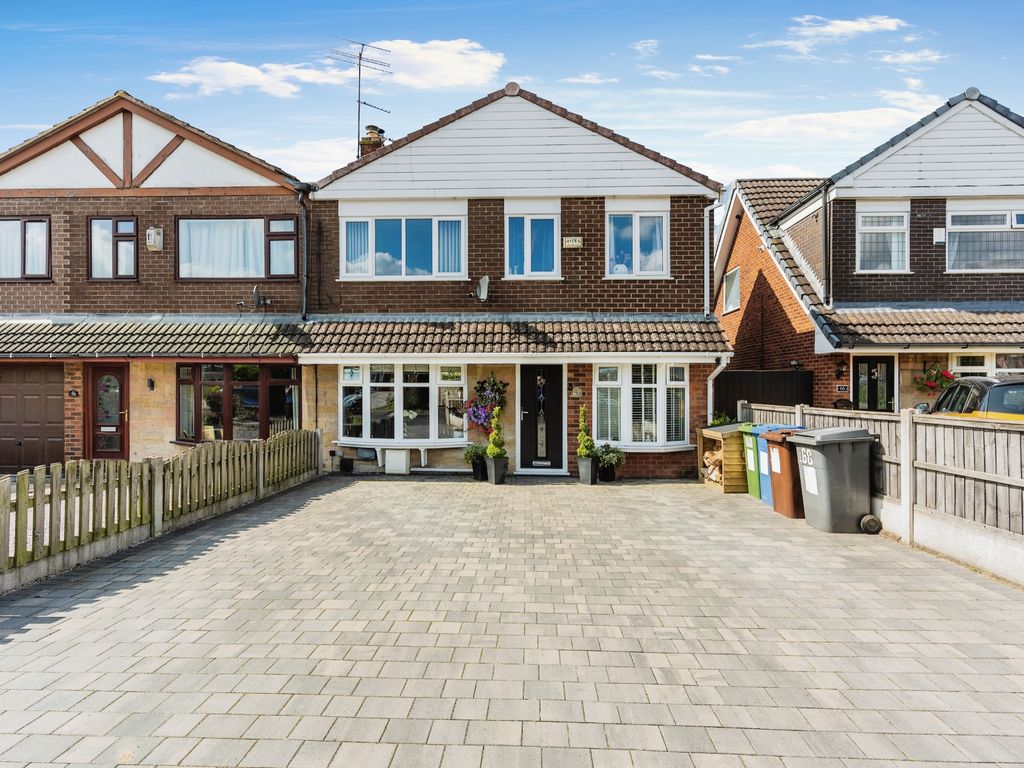 4 bed semidetached house for sale in Charlton Avenue, Hyde SK14, £