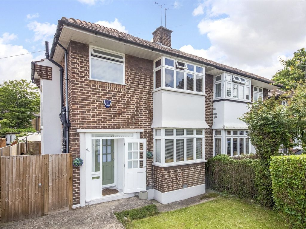 3 bed semidetached house for sale in The Heights, Charlton SE7, £