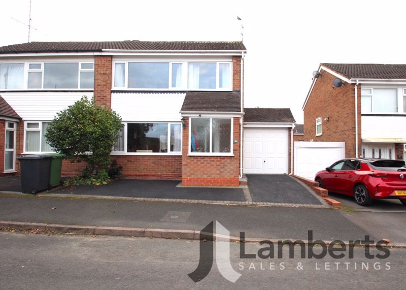 3 bed semidetached house for sale in Cheswick Close, Winyates Green