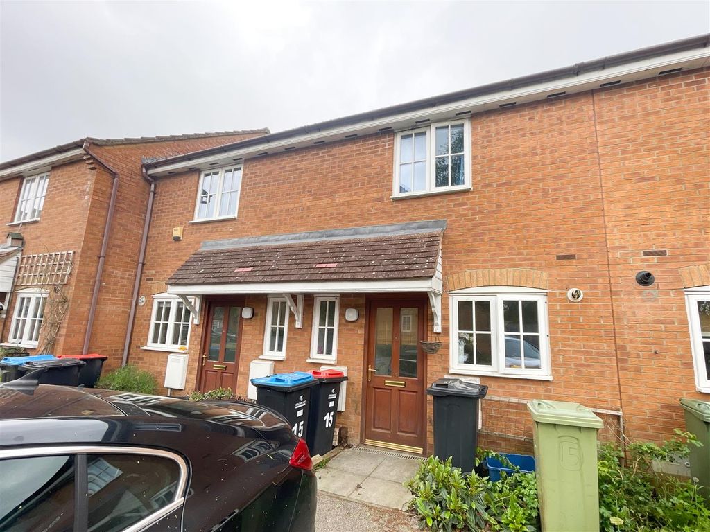 2 bed terraced house to rent in Dandridge Court, Grange Farm, Milton