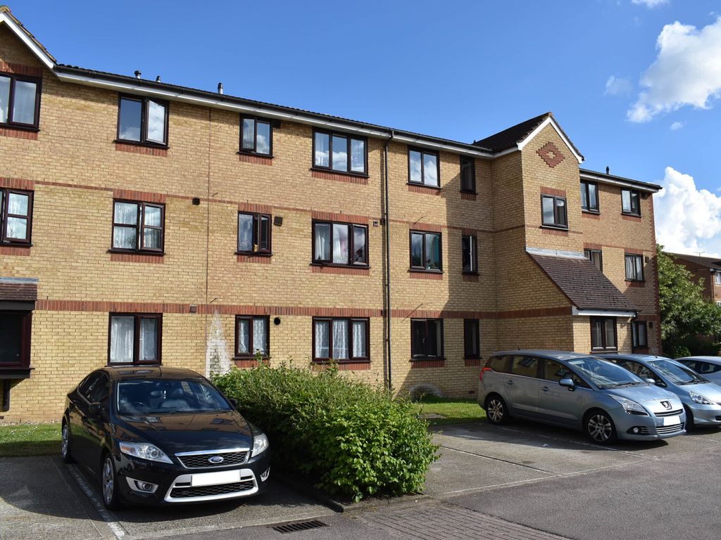 1 bed flat to rent in Redford Close, Feltham TW13 Zoopla
