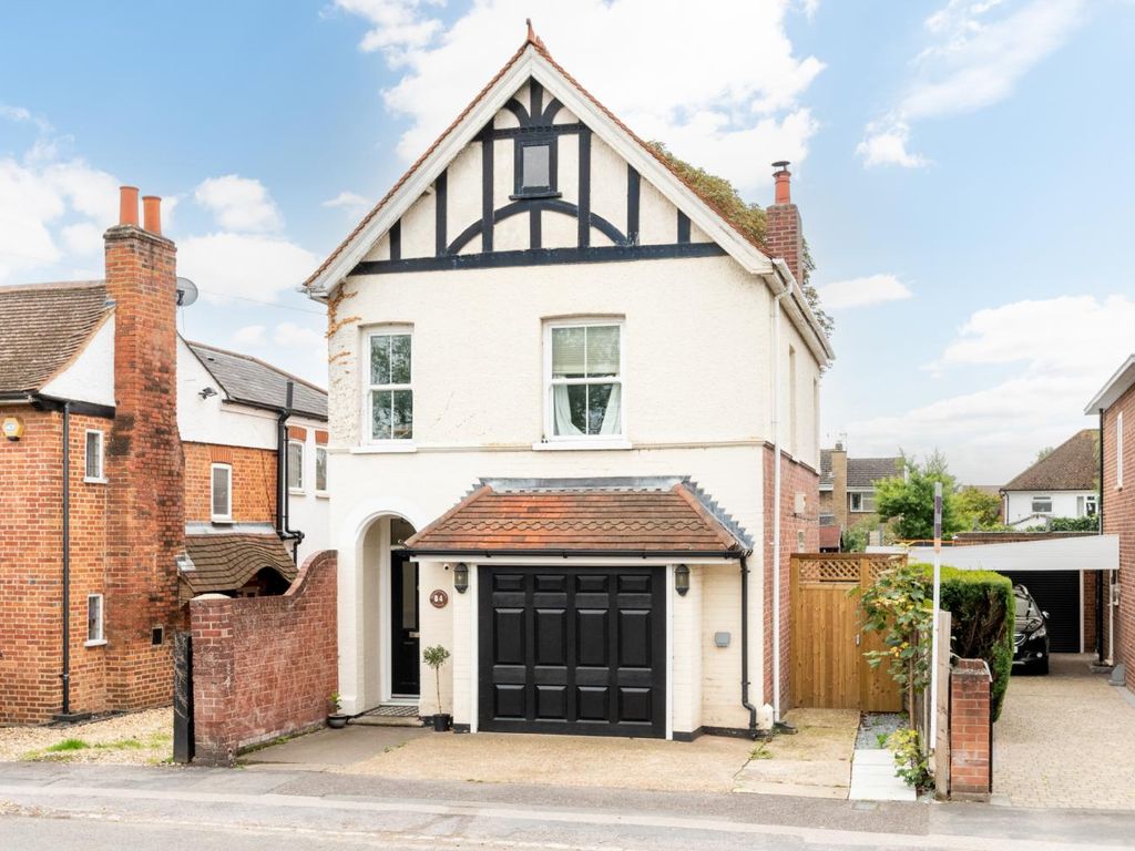 4 bed detached house for sale in Bridge Road, Chertsey KT16 Zoopla