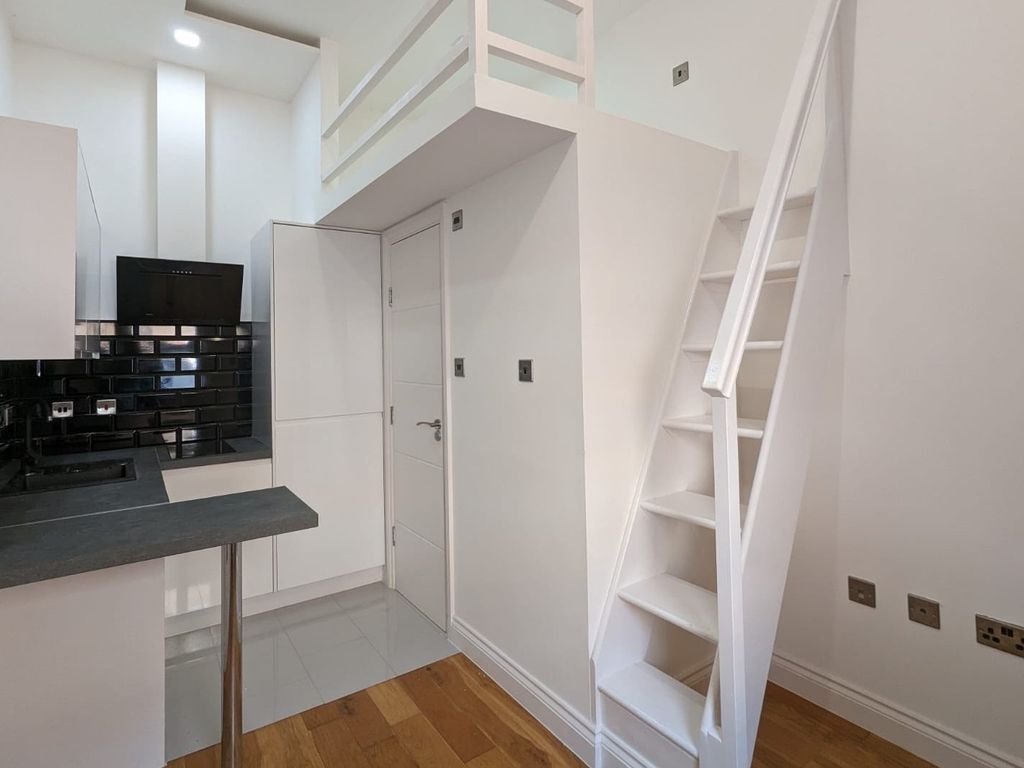 Studio for sale in Windmill Place, Southall UB2, £50,000 Zoopla