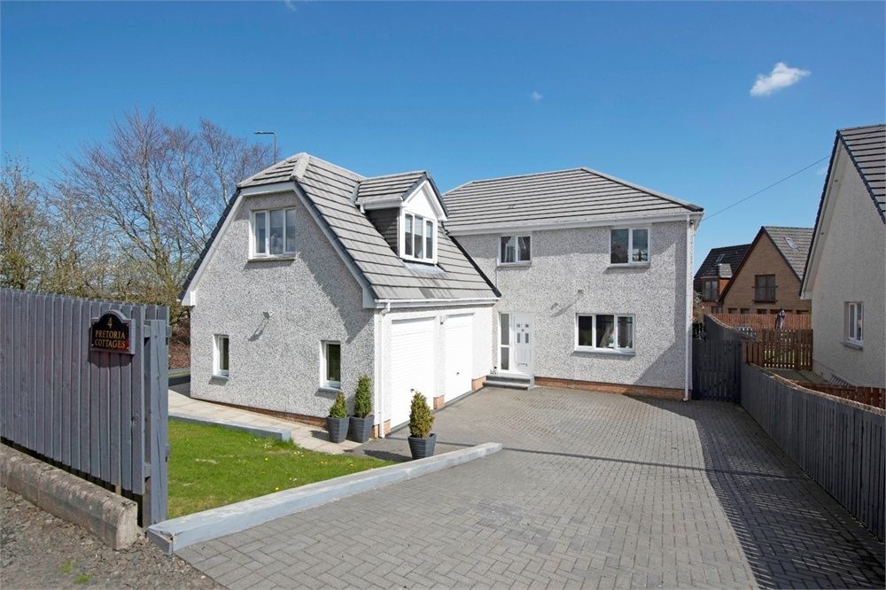 5 bed detached house for sale in East Whitburn, Bathgate, West Lothian