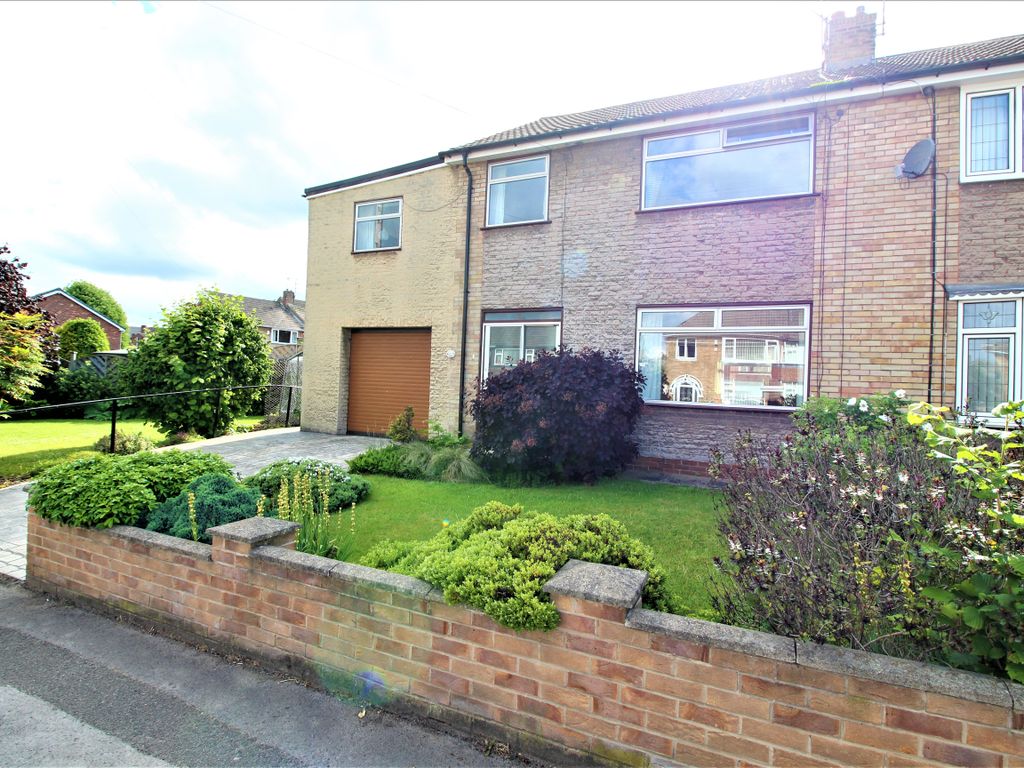 4 bed semidetached house for sale in Queen Street, Swinton, Mexborough