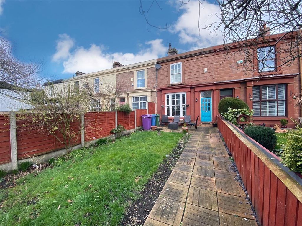 3 bed terraced house for sale in Sandstone Road East, Stoneycroft