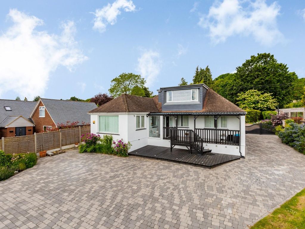 4 bed detached house for sale in Canterbury Road, Bilting, Ashford TN25