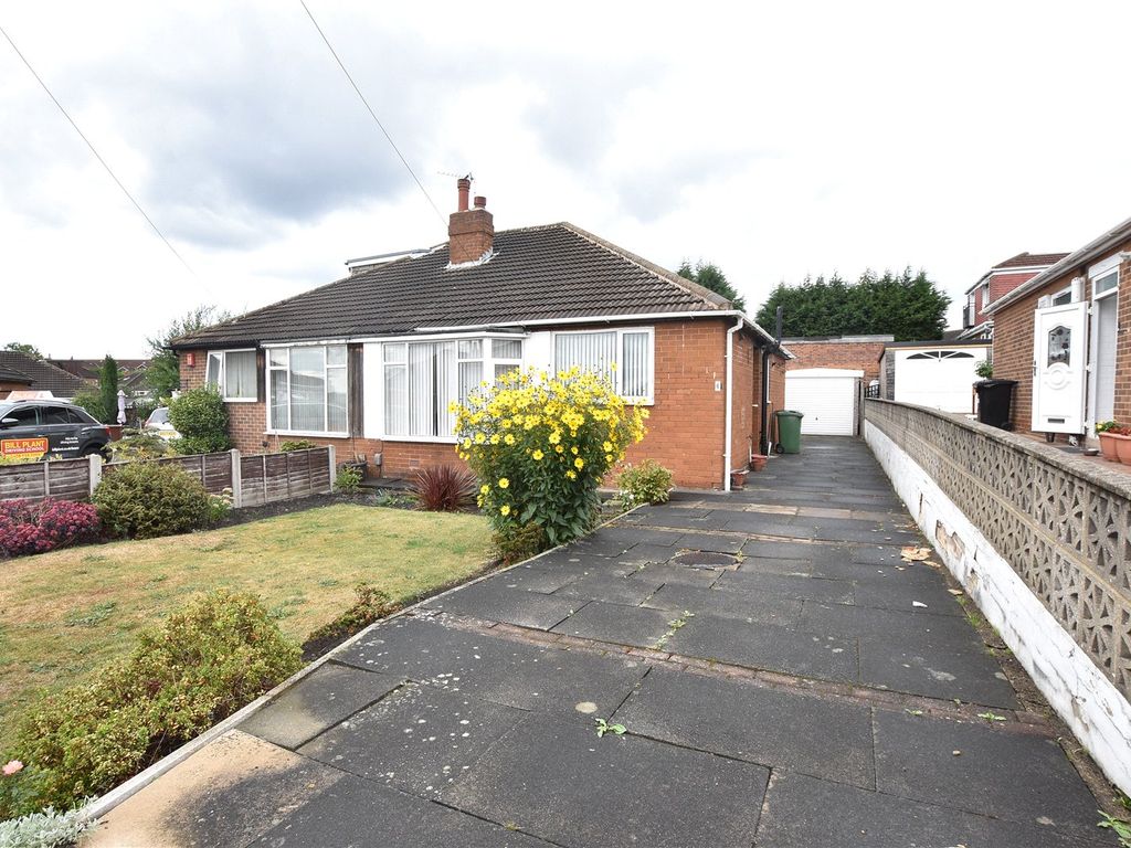 Field End Green, Leeds, West Yorkshire LS15